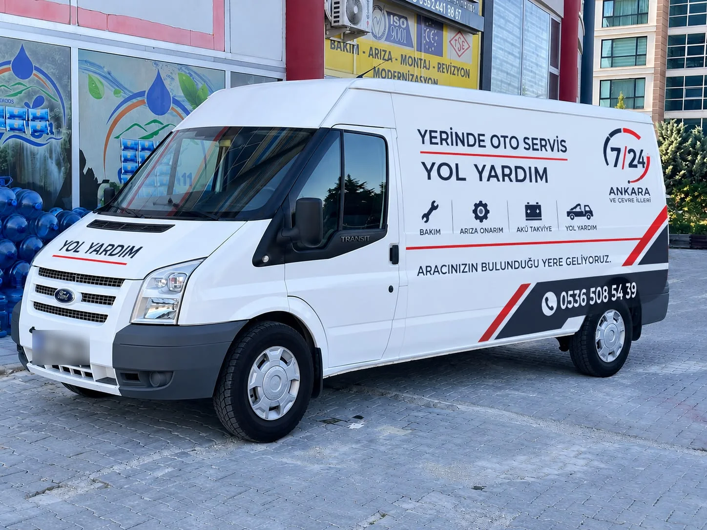 Yerinde oto servis ve yol yardım aracı